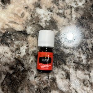Brand new 5 ml bottle of Raven essential oil.